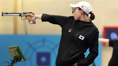 La atleta surcoreana Kim Ye-ji que causó revuelo por su excéntrico look La atleta surcoreana Kim Ye-ji que causó revuelo por su excéntrico look
