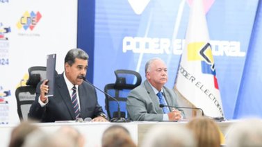 Maduro solicitará al CNE convocar a elecciones en circuitos comunales (+Detalles)