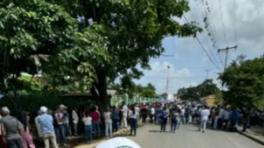 Alejandra Conde votó desde Aragua (+Fotos)