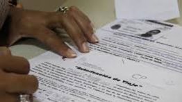 ¿Cómo solicitar un permiso de viaje para menores en 2024?