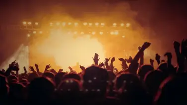 Hombre estafa casi 3 millones de dólares haciéndose pasar por artistas Hombre estafa casi 3 millones de dólares haciéndose pasar por artistas