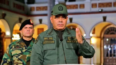Padrino López denuncia pretensión de "enrarecer el clima electoral"