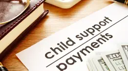 El pago de manutención infantil mejora las reglas en Illinois (+Detalles)