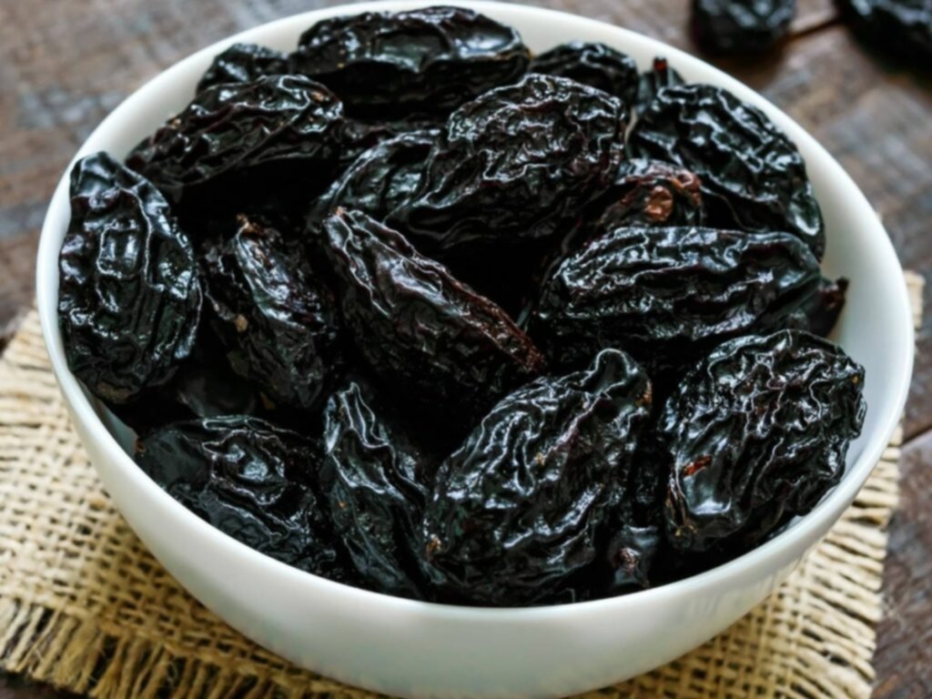 Esta es la fruta que casi nadie come y regula el azúcar en la sangre Esta es la fruta que casi nadie come y regula el azúcar en la sangre