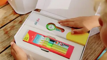 Flik Flak une fuerzas con Ffaber-Castell para mostrar sus relojes infantiles Flik Flak une fuerzas con Ffaber-Castell para mostrar sus relojes infantiles