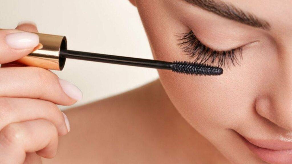 ¡Atención! Con estos ingredientes podrás aumentar el volumen de las pestañas ¡Atención! Con estos ingredientes podrás aumentar el volumen de las pestañas