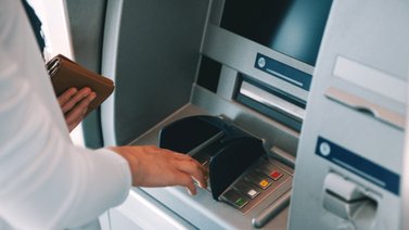 EEUU | Así puede prevenir la nueva modalidad de estafa a través de cajeros automáticos