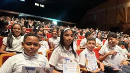 Rinden homenaje al mérito académico a 1000 estudiantes de Baruta