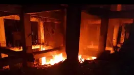 Reportan incendio en la avenida Panteón de Caracas la noche de este #14Jul (+Fotos)