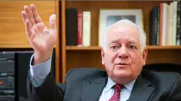 Dirigente Eduardo Fernández es trasladado de emergencia a un centro de salud (+Detalles)