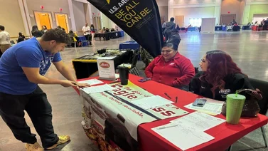 Texas | Anuncian feria de empleo: Personas con antecedentes penales pueden aplicar
