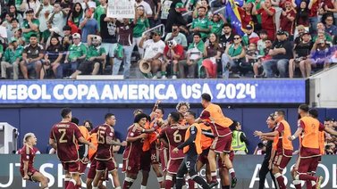 Habilitan una pantalla en la Principal de Las Mercedes para ver la Vinotinto