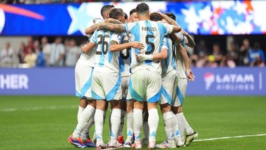 Argentina pasa a semifinales tras derrotar a Ecuador en penales