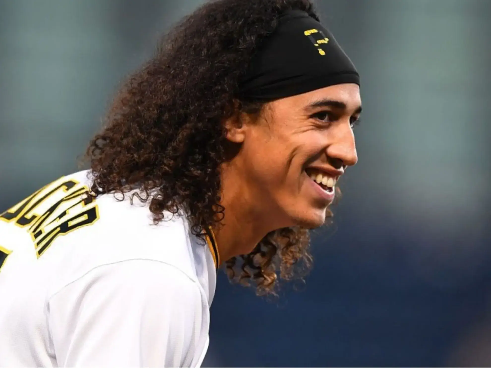 El beisbolista estadounidense Cole Tucker se convirtió en padre