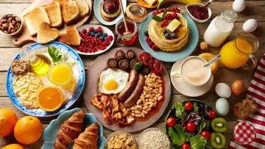 Desayuno con sabor a sol: un festín tropical mayamero Desayuno con sabor a sol: un festín tropical mayamero