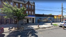 Nueva York | Taxista y pasajero pelearon a puñaladas en vía pública