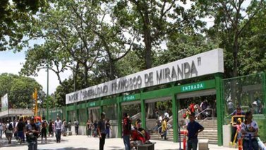 Denuncian situación irregular con zamuros en el Parque del Este