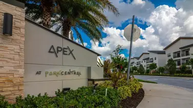 Florida | Madre abandonó a su hijo para someterse a cirugía estética Florida | Madre abandonó a su hijo para someterse a cirugía estética