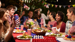 Barbacoa típica estadounidense para celebrar el 4 de julio