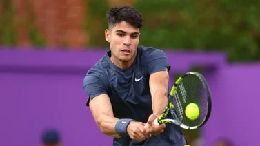 Alcaraz entrena con Wawrinka antes de su debut en Wimbledon