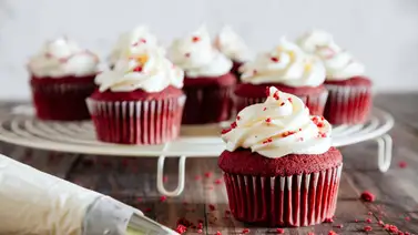 Cupcakes red velvet: postre más popular de Estados Unidos Cupcakes red velvet: postre más popular de Estados Unidos