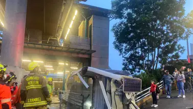 Confirman un fallecido tras caída de cabina del Metrocable de Medellín (+Video) Confirman un fallecido tras caída de cabina del Metrocable de Medellín (+Video)