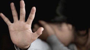 Capturan a conductor de transporte público por abusar sexualmente de su hijastra