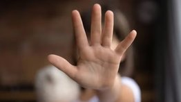 Condenan a padre por abusar sexualmente de sus tres hijos