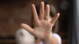 Condenan a padre por abusar sexualmente de sus tres hijos