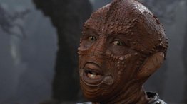 Disney planea relanzamiento de la historia de ciencia ficción "Enemigo Mío"
