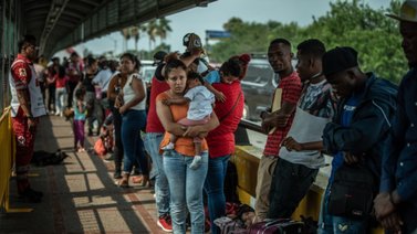 Conozca casos recientes de falsos gestores de migración en Nueva York