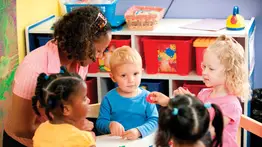 Buscan personas que hablen español para centros de cuidado infantil en los Ángeles (+Salarios)