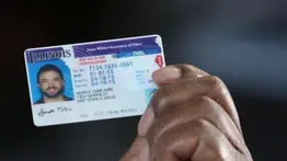 Falta poco para que las licencias y tarjetas de identificación sean digitales en Illinois