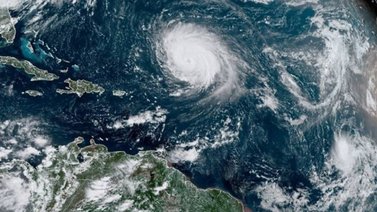 Onda tropical N°8 se desplaza sobre Venezuela (+Detalles)