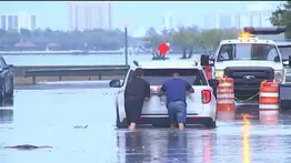 Fuertes lluvias causan severas inundaciones en Florida (+Videos)