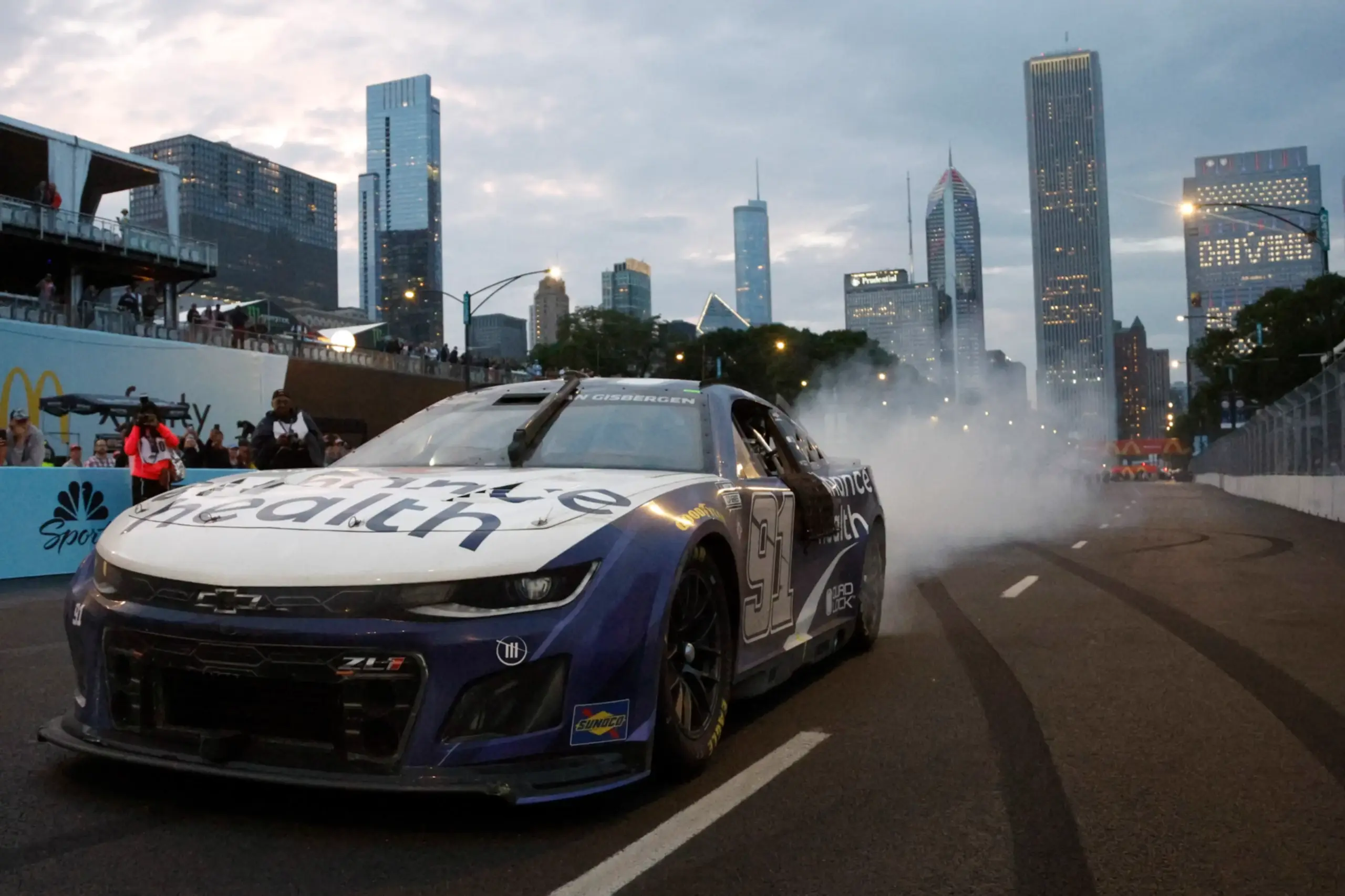La carrera NASCAR provoca cierre de calles en Chicago