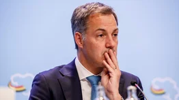 Renuncia el primer ministro de Bélgica por elecciones parlamentarias