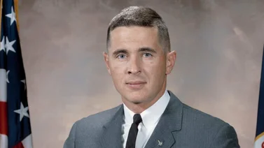 Confirman la muerte en un accidente aéreo de William Anders, astronauta del Apolo 8