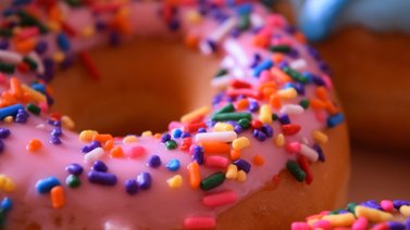 EEUU: Esta famosa cadena de dulces ofrecerá mercancía gratis por el Doughnut Day (+Detalles)