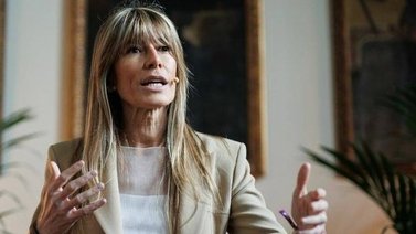 Guardia Civil recaba correos sobre los contratos que afectan a Begoña Gómez