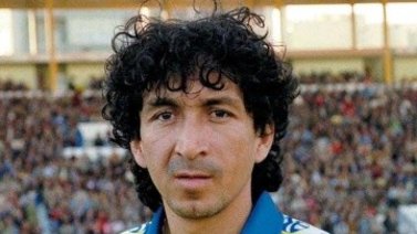 "Mágico" González recibe este homenaje en El Salvador