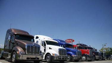 ¿Cuánto gana un chofer de tráiler en EEUU? (+Detalles)