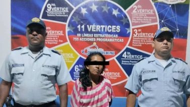 Mujer detenida tras herir con un machete a su hijo de cuatro años