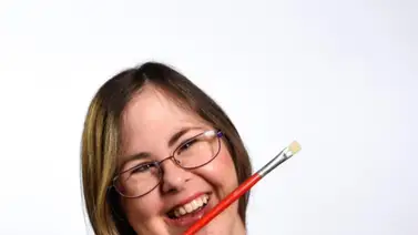 Artista con síndrome de Down es la embajadora de Embracing Art en Venezuela Artista con síndrome de Down es la embajadora de Embracing Art en Venezuela