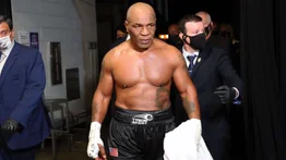 Mike Tyson confirma su pelea con Jake Paul a pesar de problema de salud