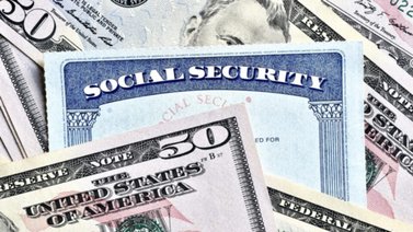Seguro Social| ¿Quiénes recibirán el pago por 2.710 dólares? (+Fecha)