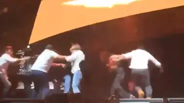 México | Jorge Álvarez Máynez suspende campaña presidencial tras desplome de tarima México | Jorge Álvarez Máynez suspende campaña presidencial tras desplome de tarima