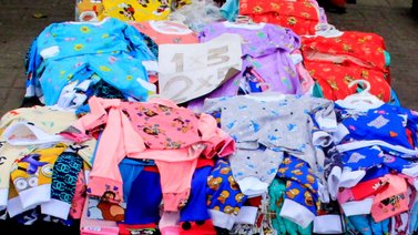 Caracas | Ropa de bebé se compra en promociones y con financiamiento