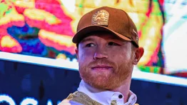¡Qué locura! Canelo Álvarez le cumple curioso sueño a un hombre (+Video)