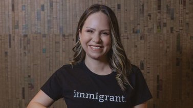 Venezolana Albany Rojas, comenzó limpiando casas y ahora es abogada de migración en EEUU
